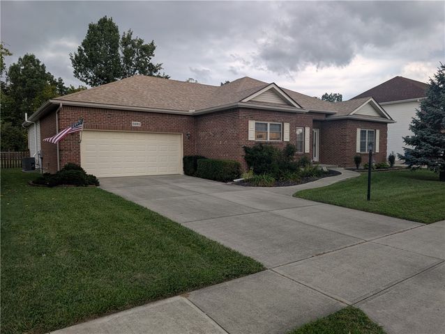5981 Oak Ridge Drive, Huber Heights, OH 45424