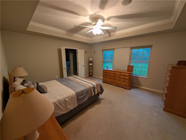 5981 Oak Ridge Drive, Huber Heights, OH 45424