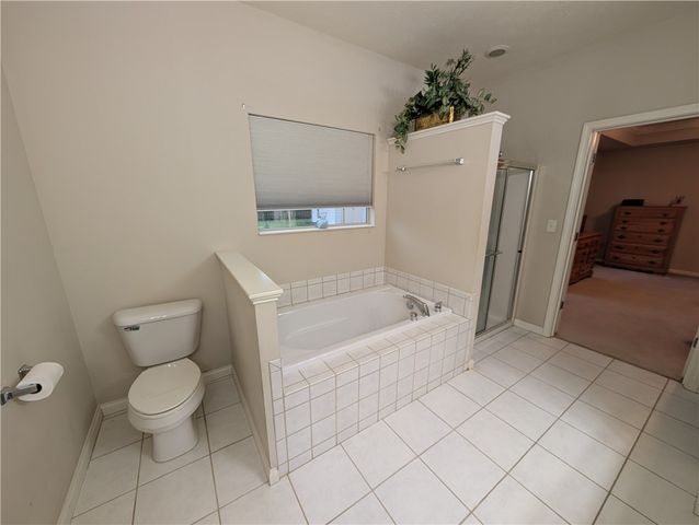5981 Oak Ridge Drive, Huber Heights, OH 45424