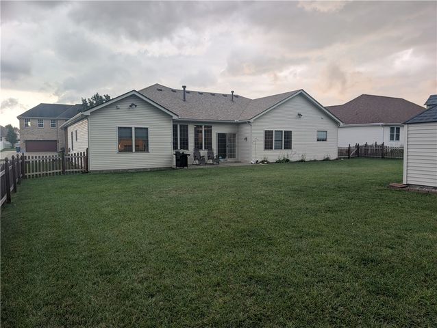 5981 Oak Ridge Drive, Huber Heights, OH 45424