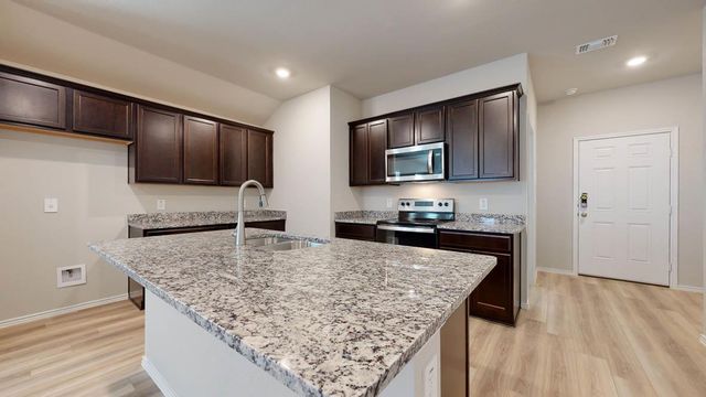 175 Rearden BLVD, Jarrell, TX 76537