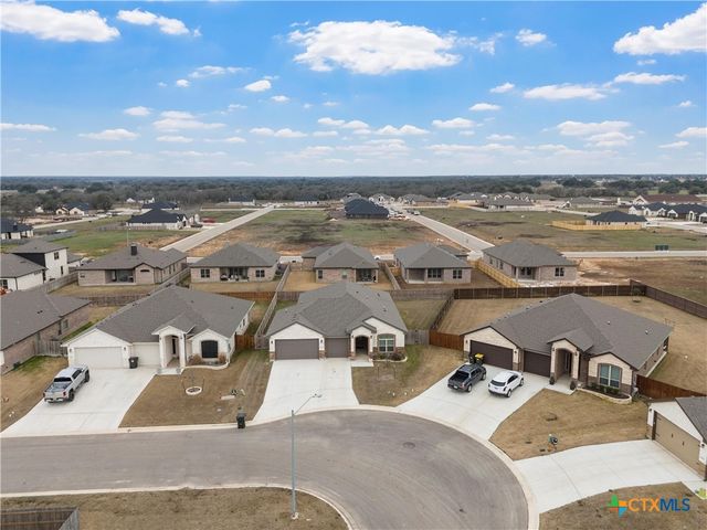 730 Eagle Pass Drive, Salado, TX 76571