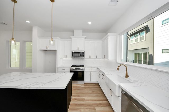 4802 Elysian Street D, Houston, TX 77009