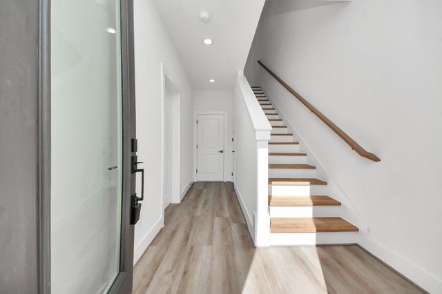 4802 Elysian Street D, Houston, TX 77009