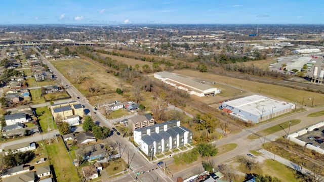 4802 Elysian Street D, Houston, TX 77009