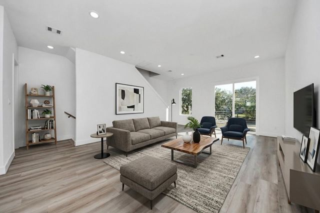 4802 Elysian Street D, Houston, TX 77009