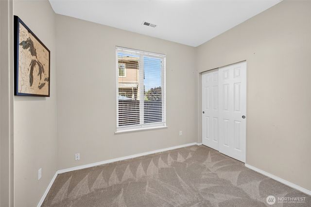 21024 Springhaven Way E, Bonney Lake, WA 98391