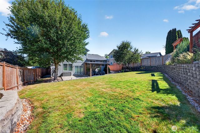 21024 Springhaven Way E, Bonney Lake, WA 98391