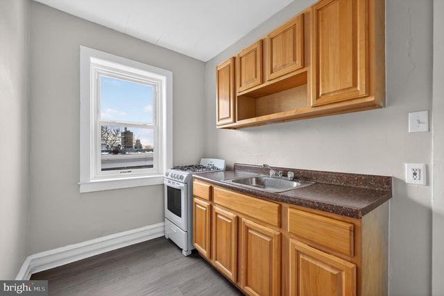 4825 N CAMAC ST, Philadelphia, PA 19141