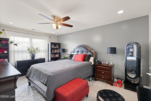 6516 Brook Bend Way 233, Louisville, KY 40229