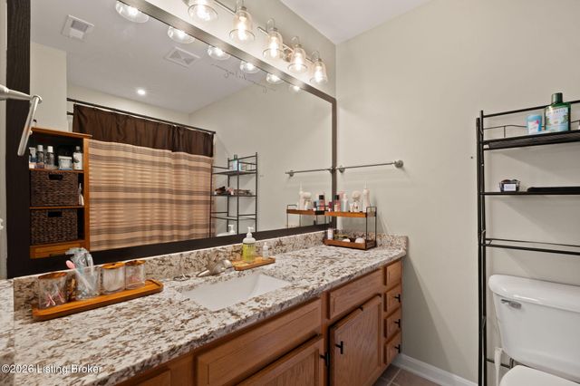 6516 Brook Bend Way 233, Louisville, KY 40229