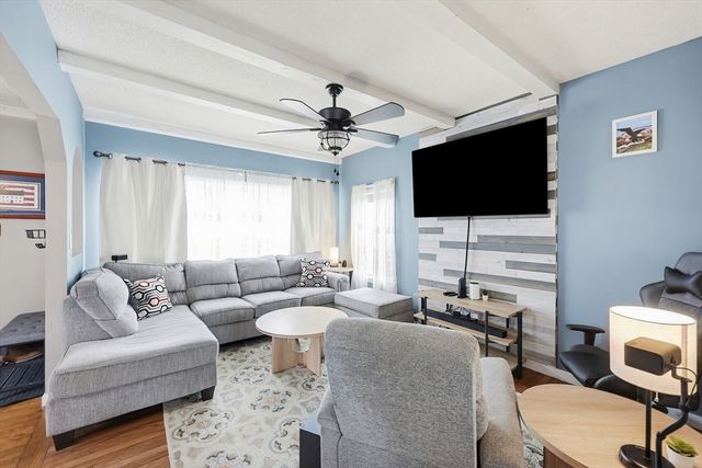 38 Willard St, New Bedford, MA 02744