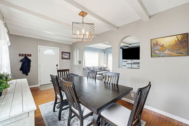 38 Willard St, New Bedford, MA 02744