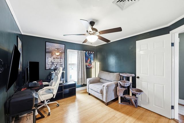 38 Willard St, New Bedford, MA 02744