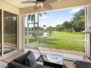 350 Newport DR 1905, Naples, FL 34114