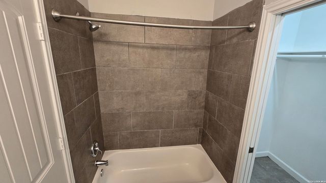 503 W Kings Hwy Apt 202, San Antonio, TX 78212