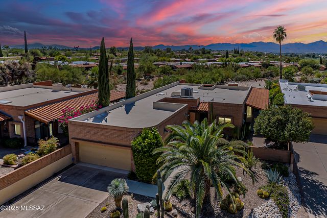 1900 W Ashbrook Drive, Tucson, AZ 85704