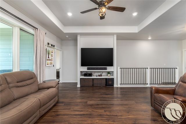 50 Big Sky Ln, Roberts, MT 59070