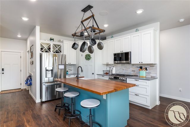 50 Big Sky Ln, Roberts, MT 59070