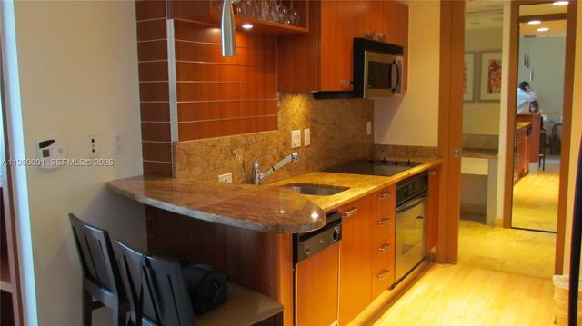 1395 Brickell Ave 3210, Miami, FL 33131