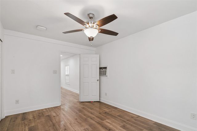 320 Coronado Street B, Houston, TX 77009