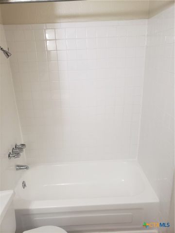 810 N 5th Street A-B, Copperas Cove, TX 76522