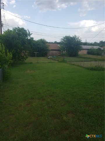 810 N 5th Street A-B, Copperas Cove, TX 76522