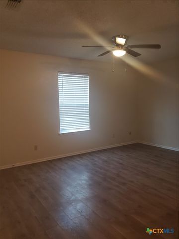 810 N 5th Street A-B, Copperas Cove, TX 76522