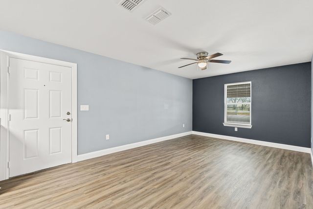8092 County Road 604, Alvarado, TX 76009