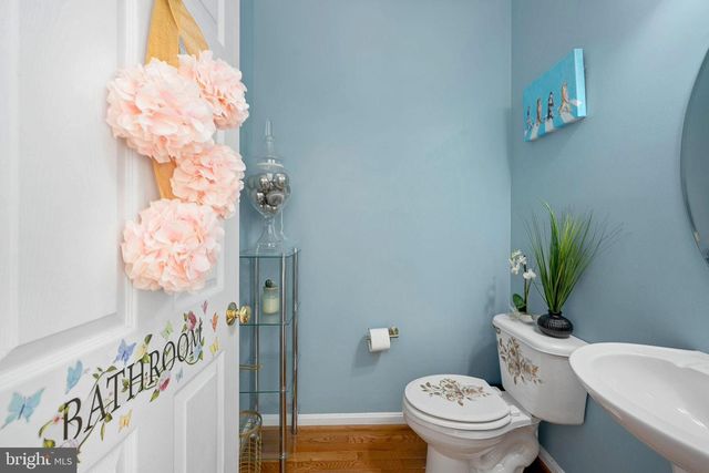 8593 WYNGATE MANOR CT, Alexandria, VA 22309