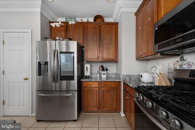 8593 WYNGATE MANOR CT, Alexandria, VA 22309