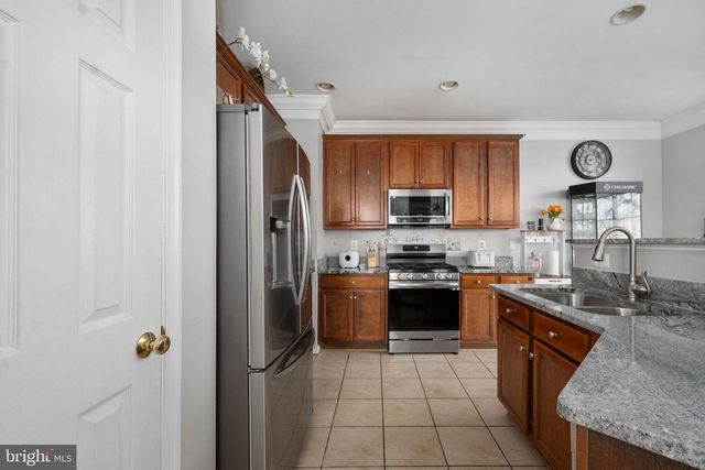 8593 WYNGATE MANOR CT, Alexandria, VA 22309