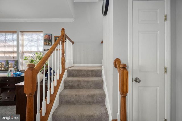 8593 WYNGATE MANOR CT, Alexandria, VA 22309