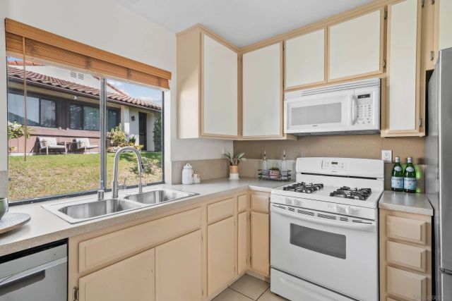 2020 Billy Gln, Escondido, CA 92026