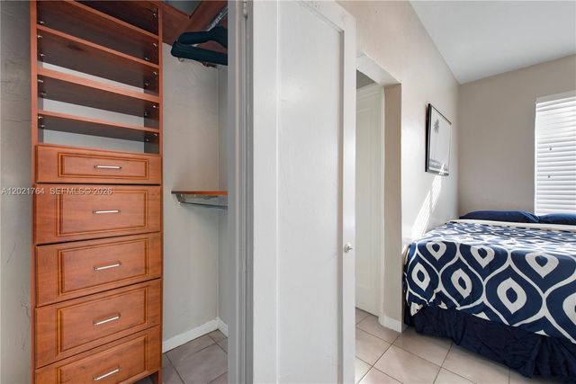 3710 Collins Avenue N-305, Miami Beach, FL 33140