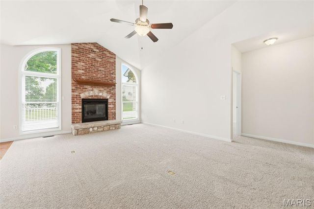 299 Glasgow Drive, St Charles, MO 63301