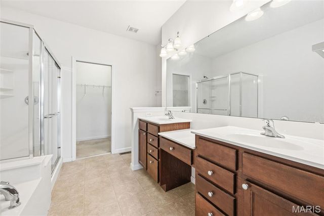 299 Glasgow Drive, St Charles, MO 63301