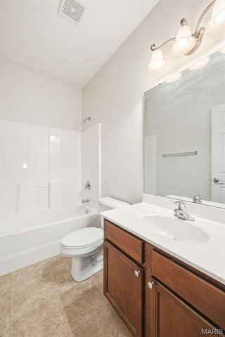 299 Glasgow Drive, St Charles, MO 63301