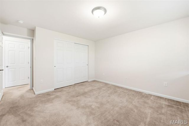 299 Glasgow Drive, St Charles, MO 63301