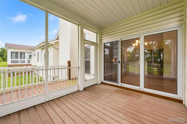 299 Glasgow Drive, St Charles, MO 63301