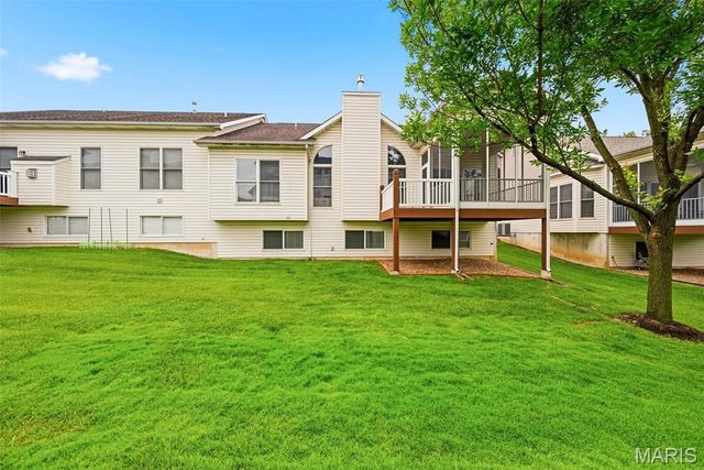 299 Glasgow Drive, St Charles, MO 63301