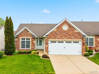 299 Glasgow Drive, St Charles, MO 63301