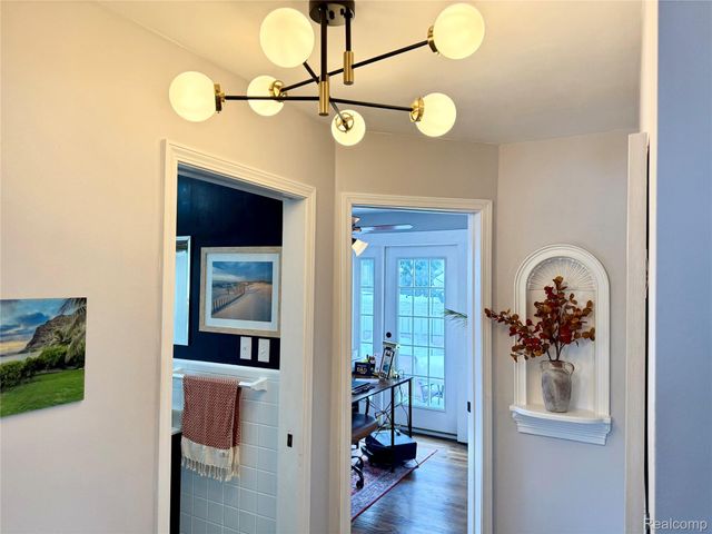 6333 Harriet Drive, Waterford Charter Township, MI 48327