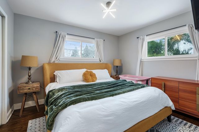 6333 Harriet Drive, Waterford Charter Township, MI 48327