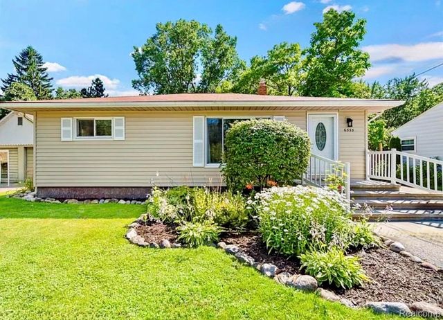 6333 Harriet Drive, Waterford Charter Township, MI 48327