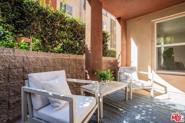 6020 Seabluff Drive 114, Los Angeles, CA 90094