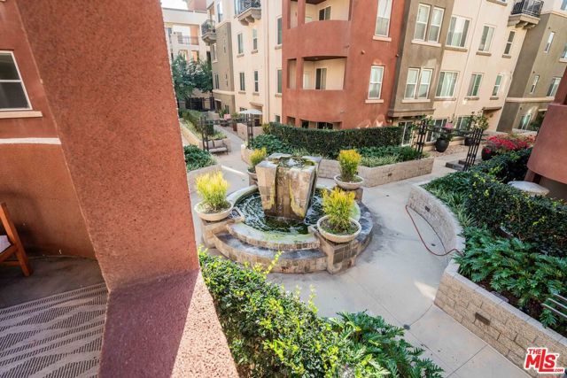 6020 Seabluff Drive 114, Los Angeles, CA 90094