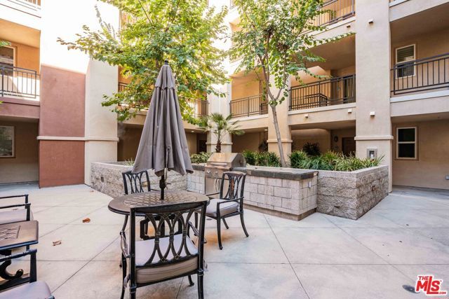 6020 Seabluff Drive 114, Los Angeles, CA 90094