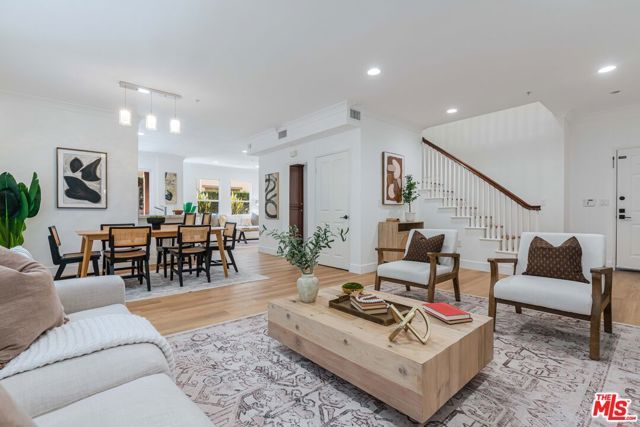 6020 Seabluff Drive 114, Los Angeles, CA 90094