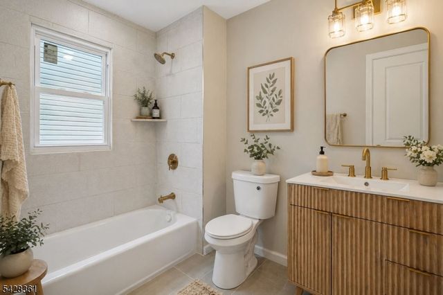 2031 Pleasant Pkwy, Union Twp., NJ 07083